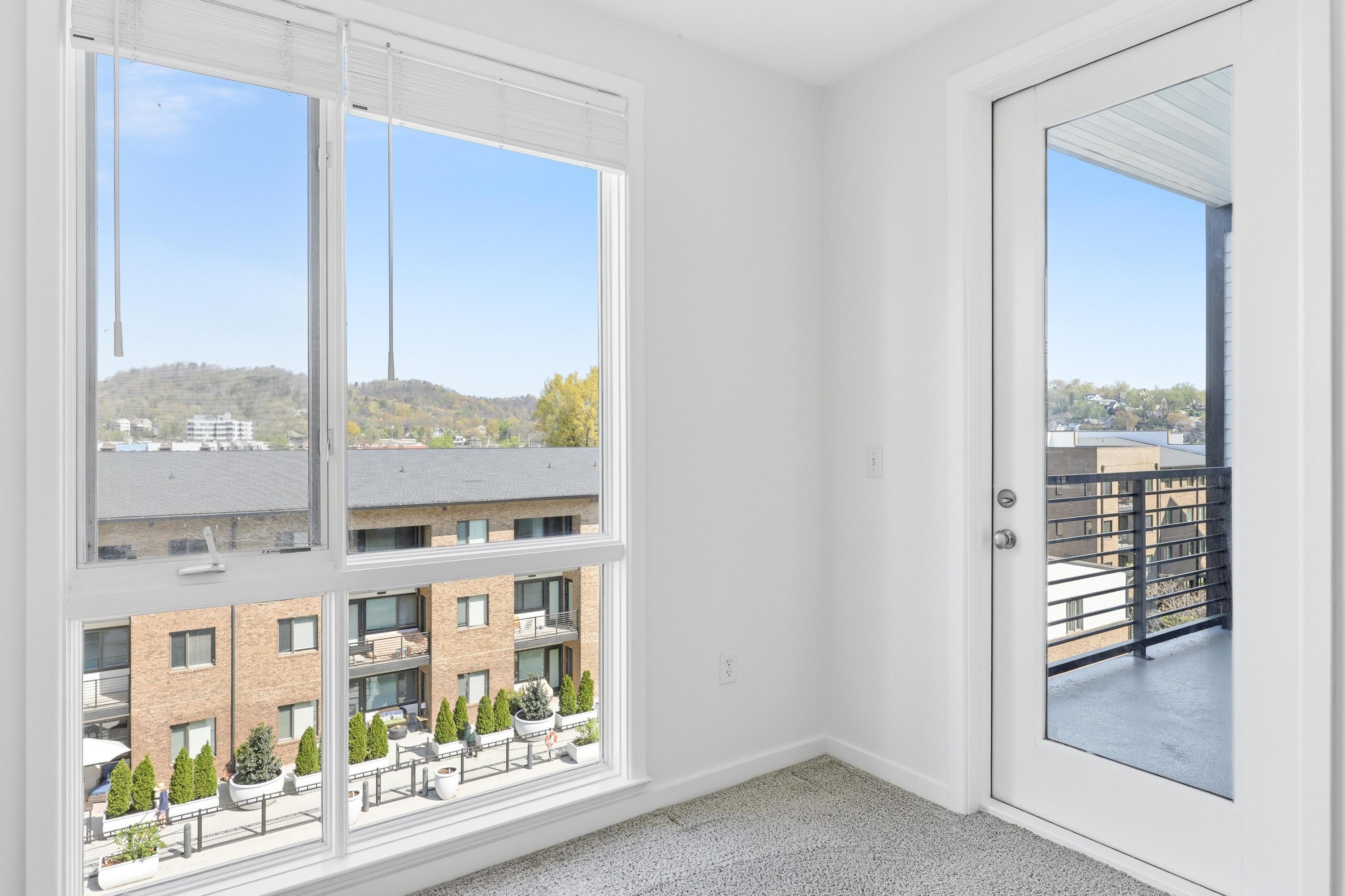 200 Manufacturers Road, Unit 619 Chattanooga, TN 37405 - Photo 11 of 53 Spacious Bedroom