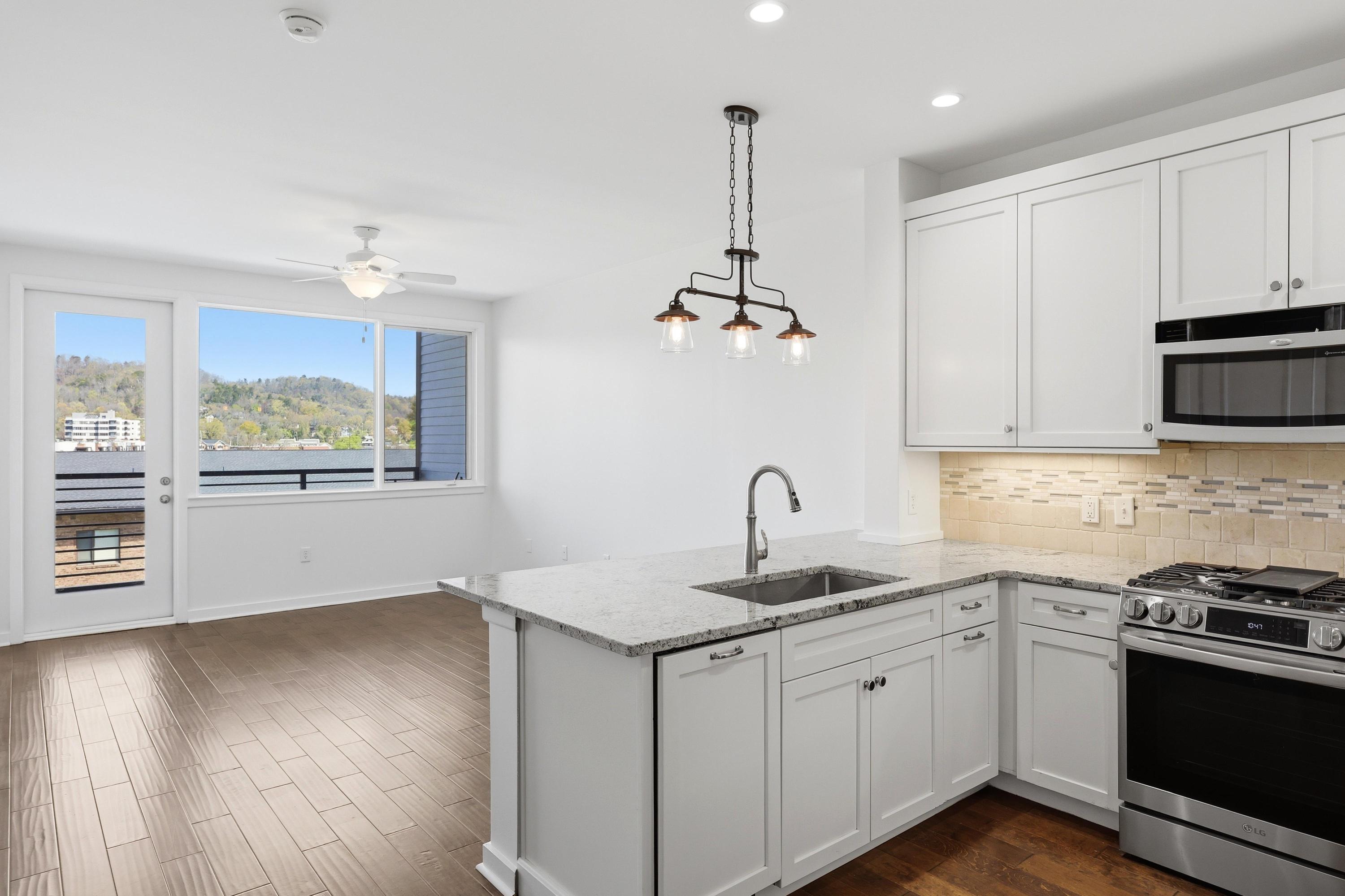 200 Manufacturers Road, Unit 619 Chattanooga, TN 37405 - Photo 23 of 53 Open Floor Design