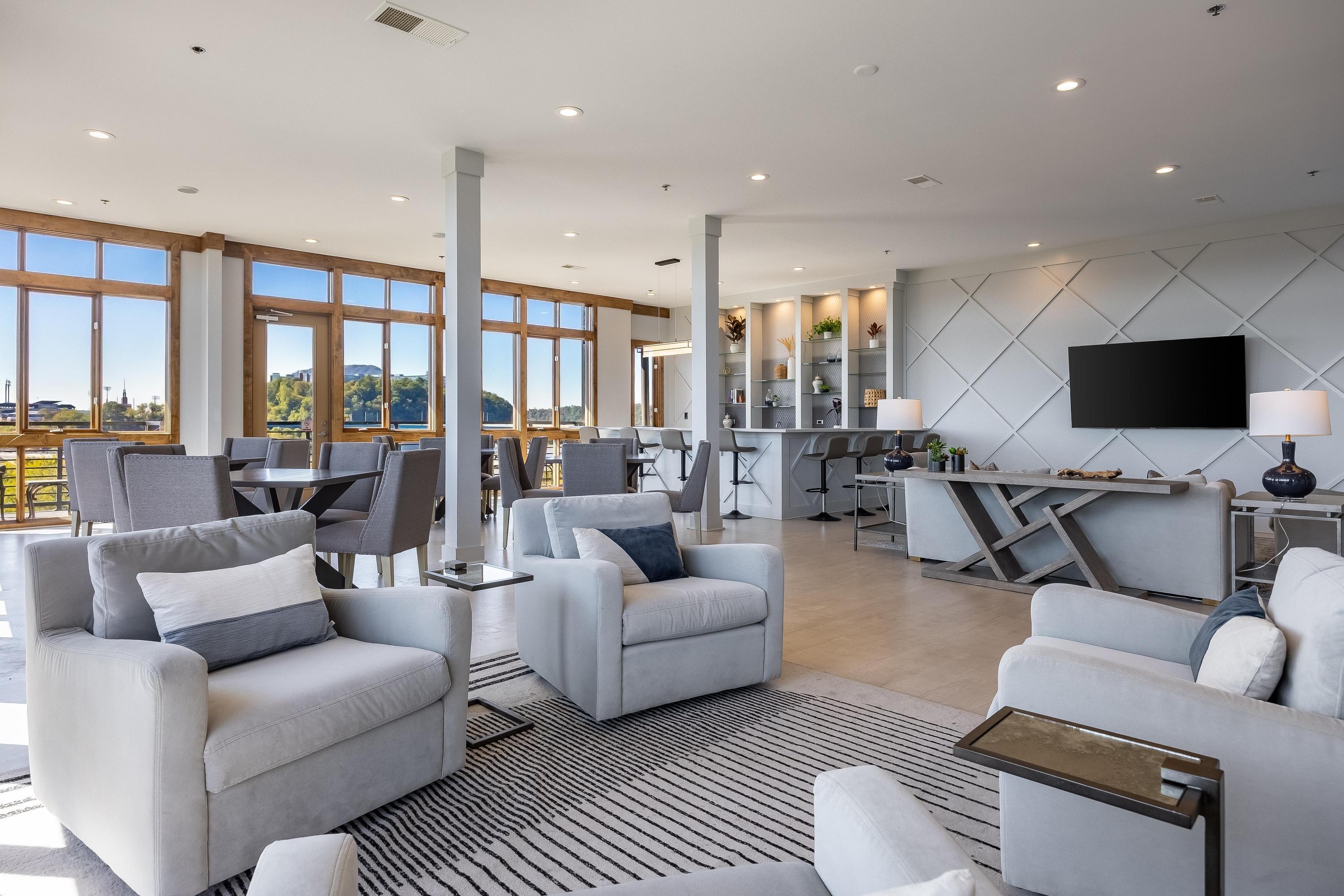 200 Manufacturers Road, Unit 619 Chattanooga, TN 37405 - Photo 43 of 53 Penthouse Clubroom