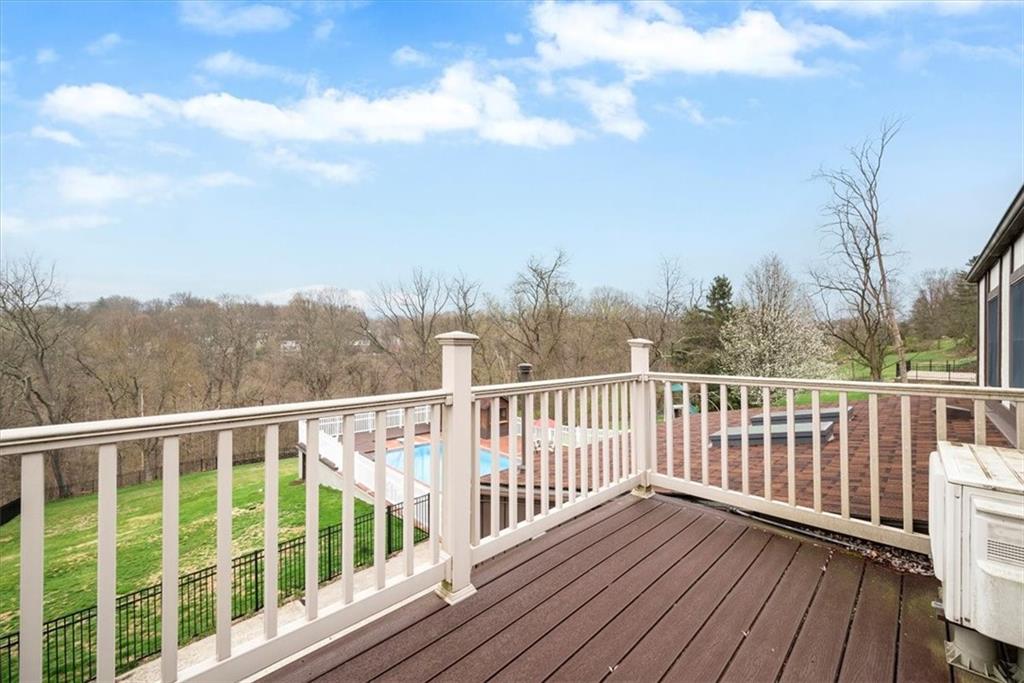 1275 Morrow Road Pittsburgh, PA 15241 - Photo 17 of 23 Gallery Image 17