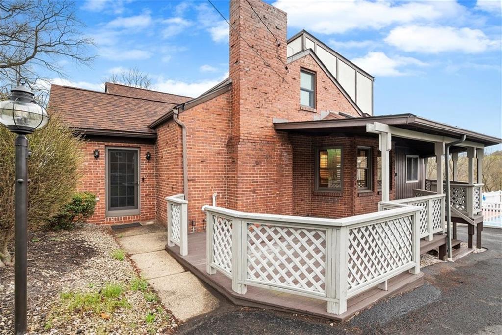 1275 Morrow Road Pittsburgh, PA 15241 - Photo 2 of 23 Gallery Image 2