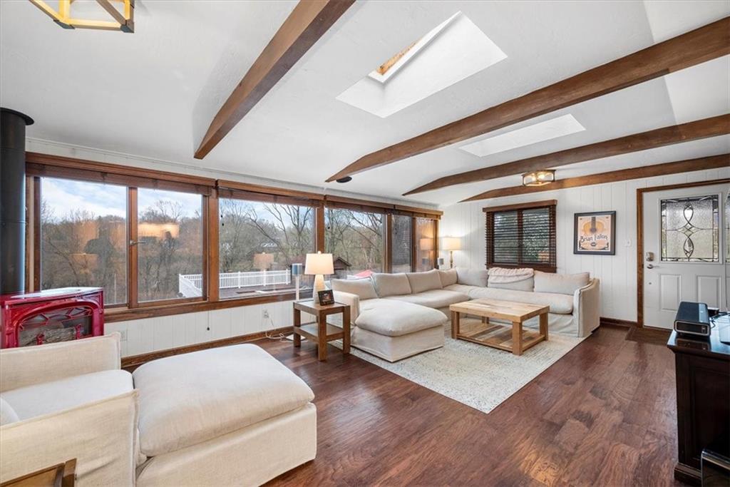 1275 Morrow Road Pittsburgh, PA 15241 - Photo 5 of 23 Gallery Image 5