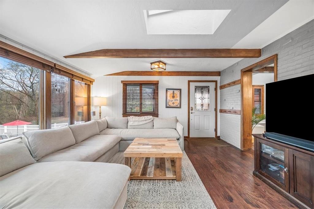 1275 Morrow Road Pittsburgh, PA 15241 - Photo 6 of 23 Gallery Image 6