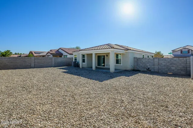 $1,950 | 25854 West Valley View Drive, Buckeye, AZ 85326