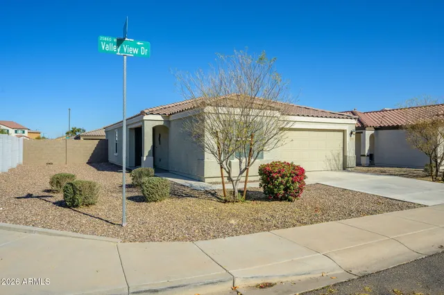 $1,950 | 25854 West Valley View Drive, Buckeye, AZ 85326