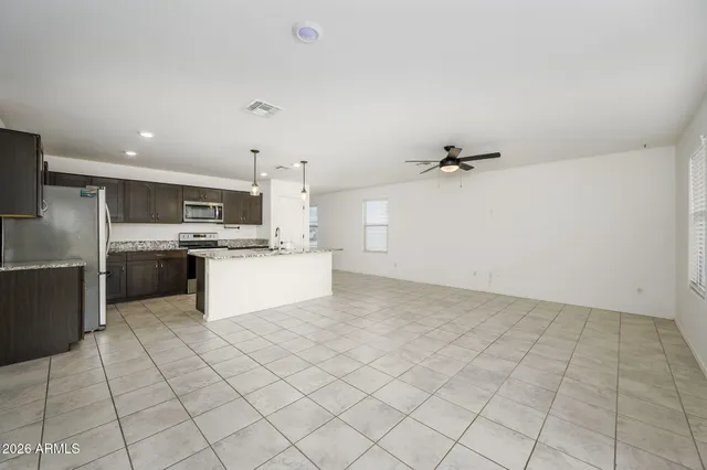 $1,950 | 25854 West Valley View Drive, Buckeye, AZ 85326