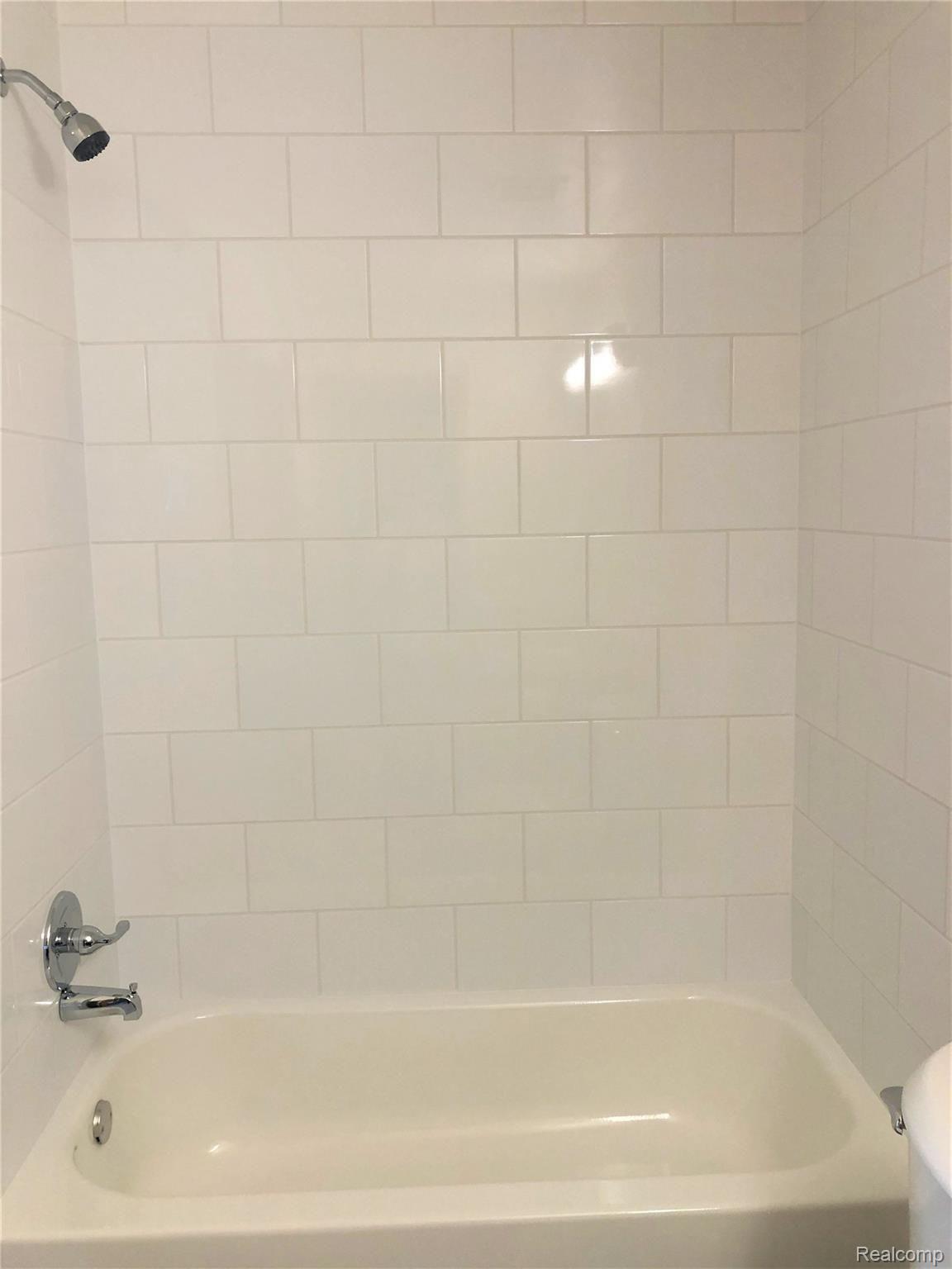 1207 Reid Road Flint, MI 48507 - Photo 21 of 42 10 Bathroom c.jpg