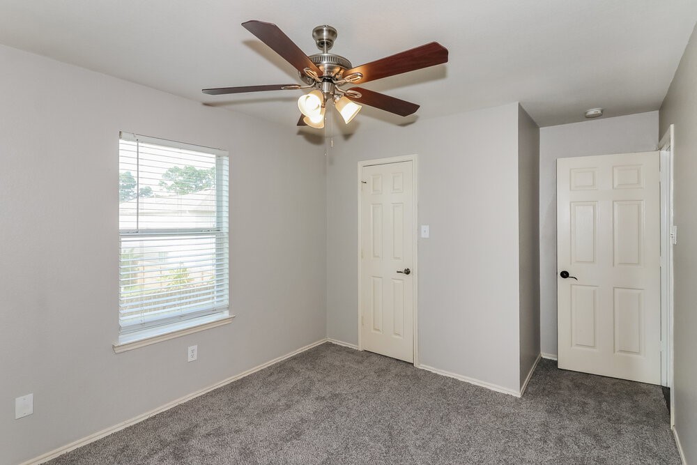 5006 Roth Forest Lane Spring, TX 77389 - Photo 16 of 17