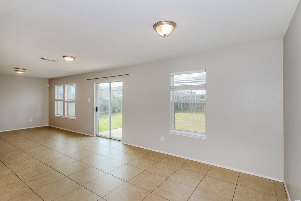 5006 Roth Forest Lane Spring, TX 77389 - Photo 7 of 17