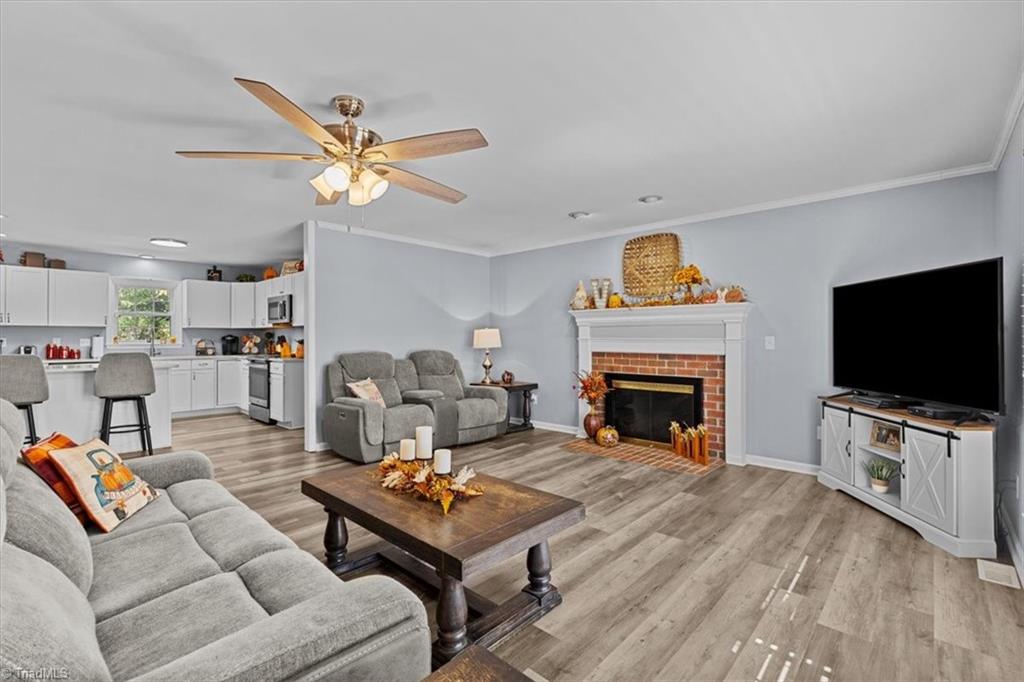 209 Ariel Farm Road Greensboro, NC 27455 - Photo 13 of 45