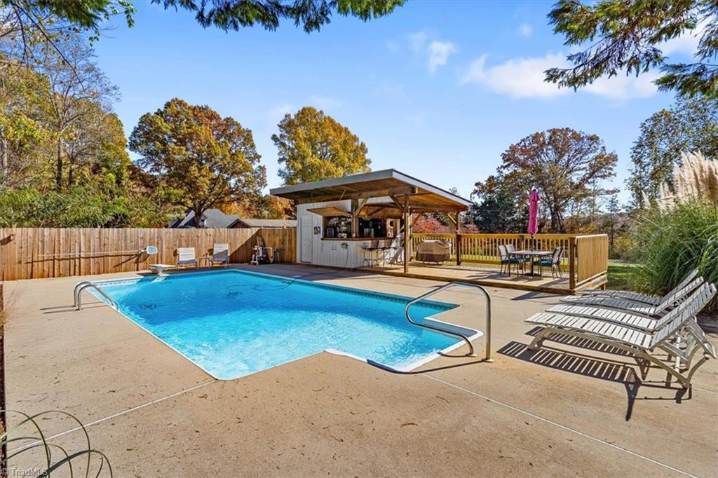 209 Ariel Farm Road Greensboro, NC 27455 - Photo 5 of 45