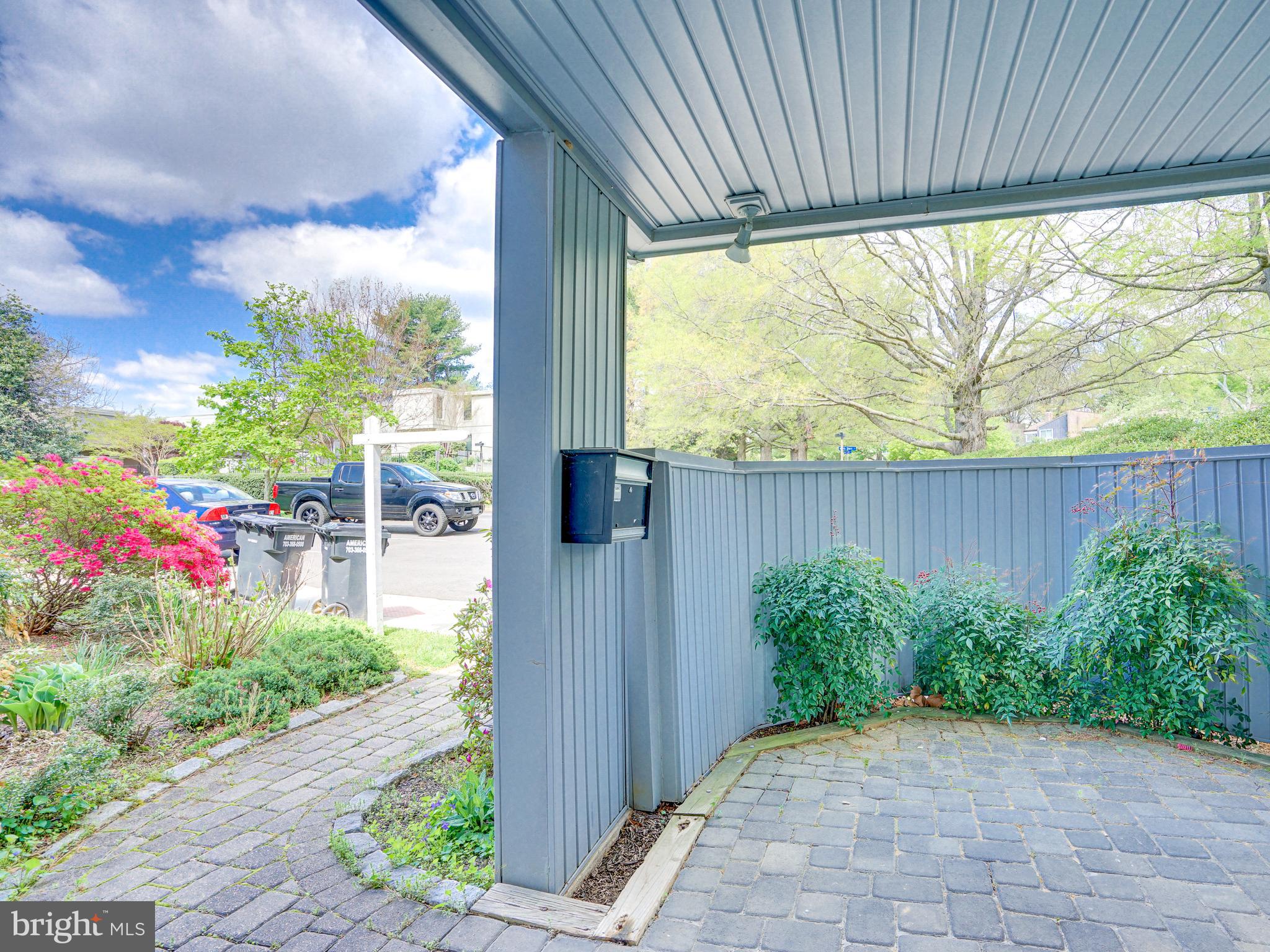 1801 North Shore Court Reston, VA 20190 - Photo 6 of 53 Gallery Image 6