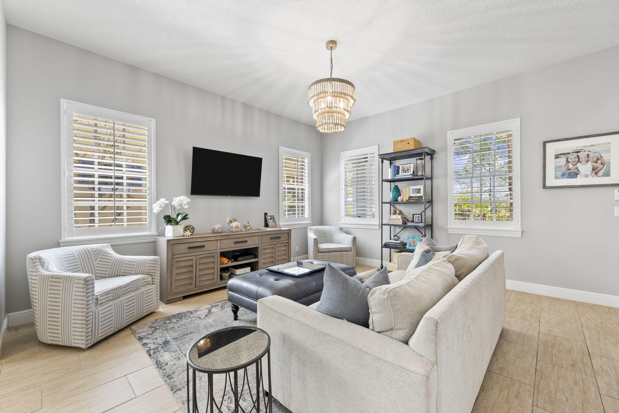 202 Botanica Drive Jupiter, FL 33458 - Photo 5 of 33 7-web-or-mls-6R5A6278