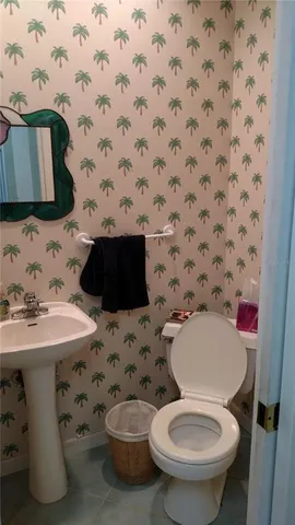 $2,695 | 9230 Northwest 9th Avenue, Gainesville, FL 32606