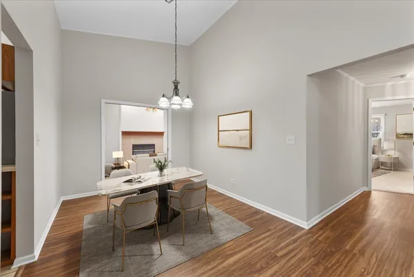 $419,500 | 1095 Devonshire Avenue, Naperville, IL 60540