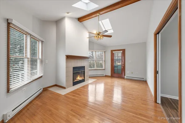 $419,500 | 1095 Devonshire Avenue, Naperville, IL 60540
