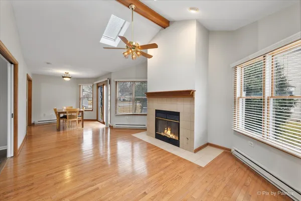$419,500 | 1095 Devonshire Avenue, Naperville, IL 60540