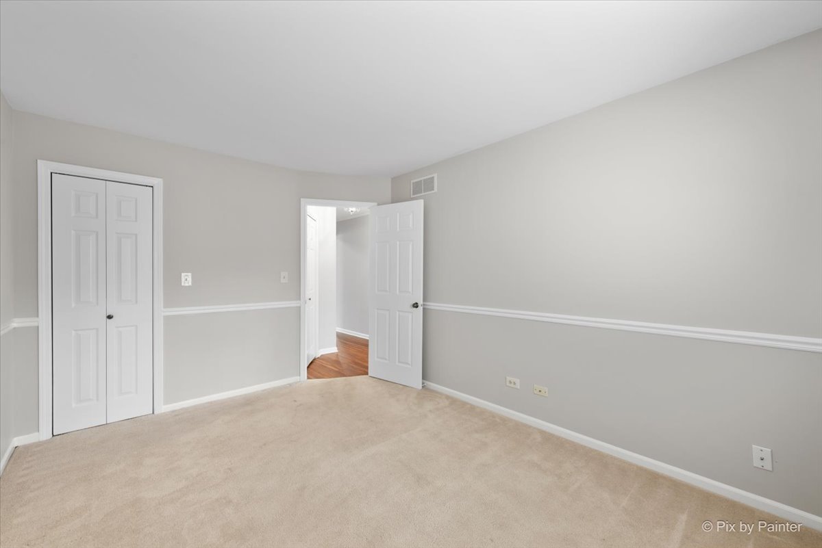 1095 Devonshire Avenue Naperville, IL 60540 - Photo 26 of 48