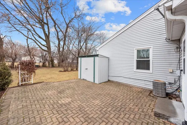 $419,500 | 1095 Devonshire Avenue, Naperville, IL 60540