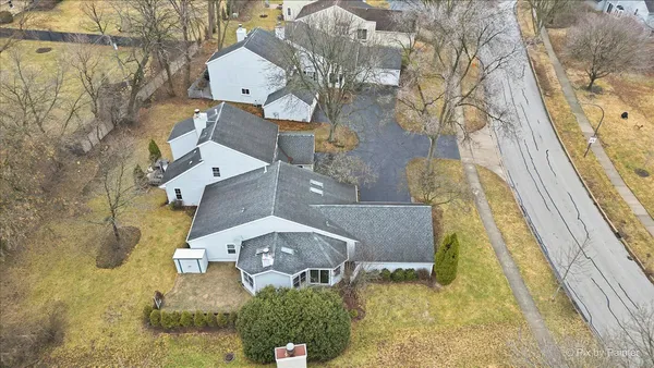 $419,500 | 1095 Devonshire Avenue, Naperville, IL 60540