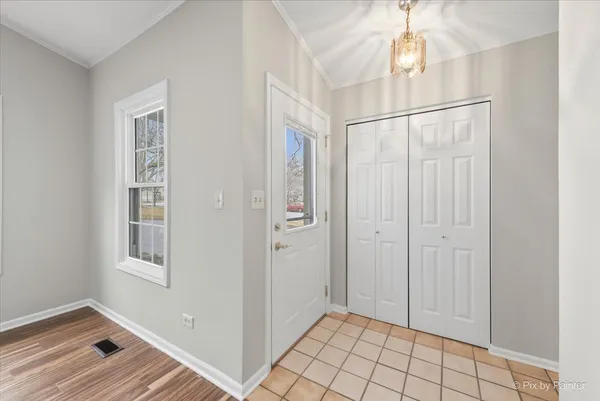 $419,500 | 1095 Devonshire Avenue, Naperville, IL 60540