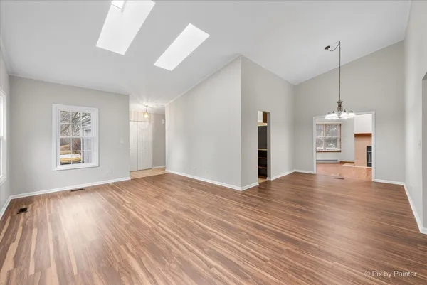 $419,500 | 1095 Devonshire Avenue, Naperville, IL 60540