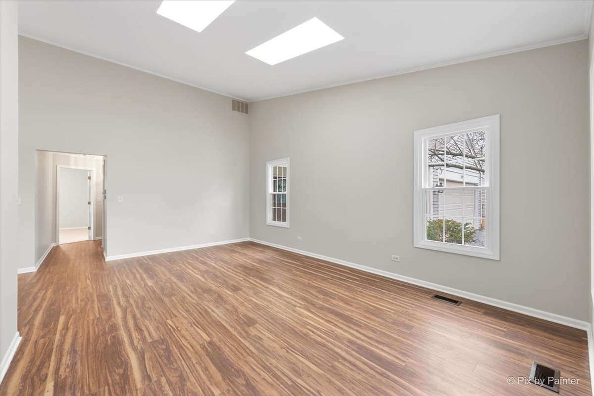 1095 Devonshire Avenue Naperville, IL 60540 - Photo 9 of 48