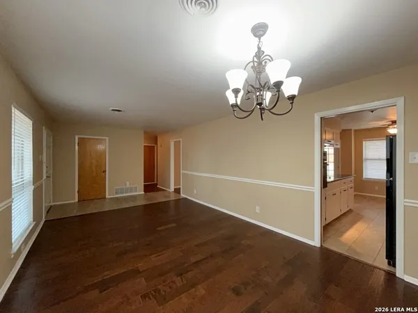 $2,075 | 834 Fabulous Drive, San Antonio, TX 78216