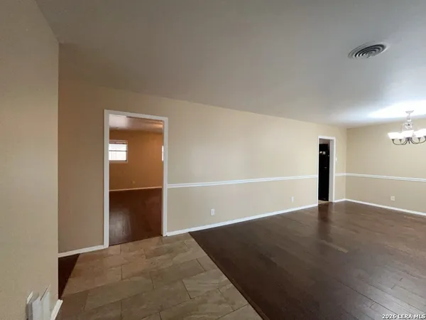 $2,075 | 834 Fabulous Drive, San Antonio, TX 78216