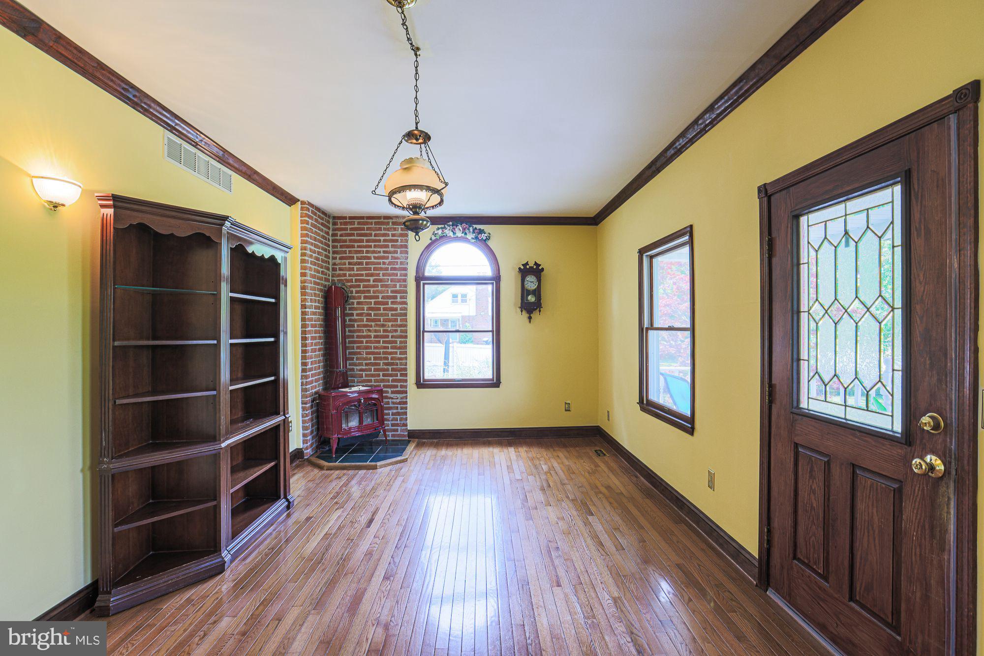 12656 Fork Road Fork, MD 21051 - Photo 18 of 51 Main House Living Room