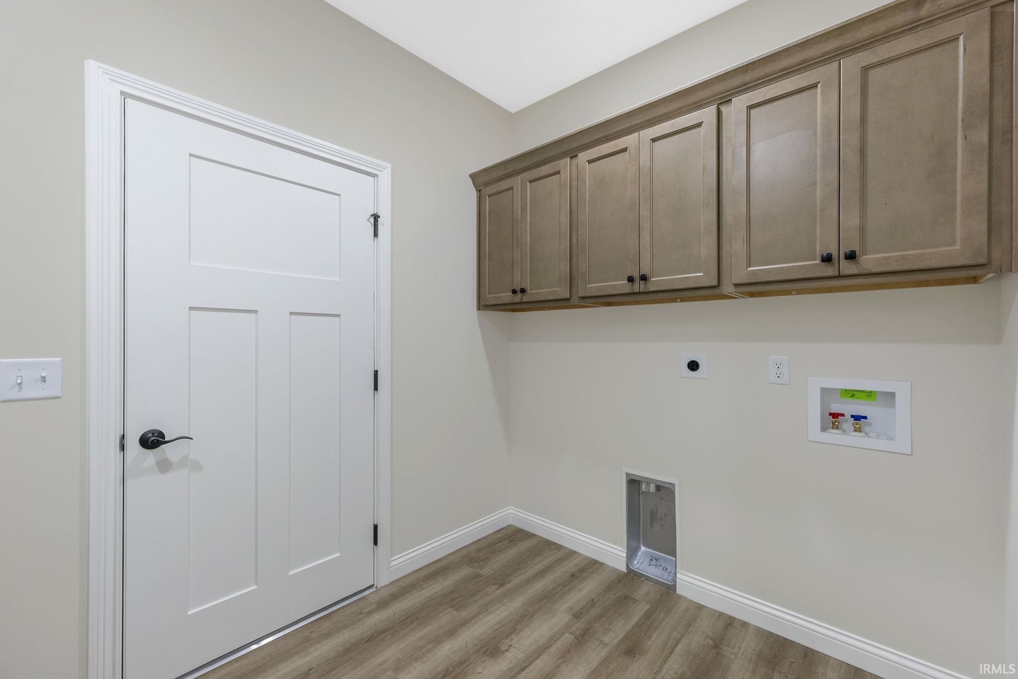 8245 Caverango Boulevard Fort Wayne, IN 46815 - Photo 23 of 36