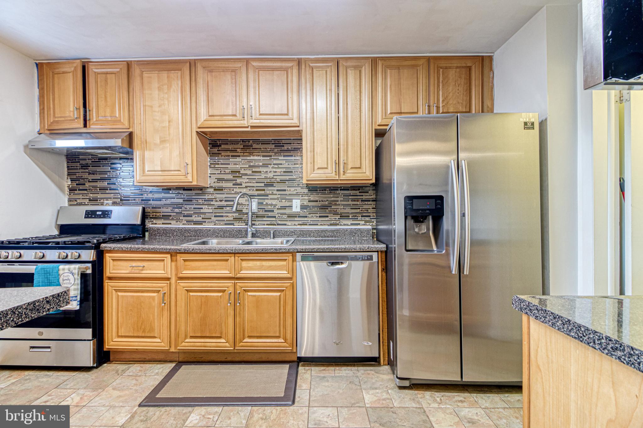 5708 Arnhem Road Baltimore, MD 21206 - Photo 10 of 22 Gallery Image 10