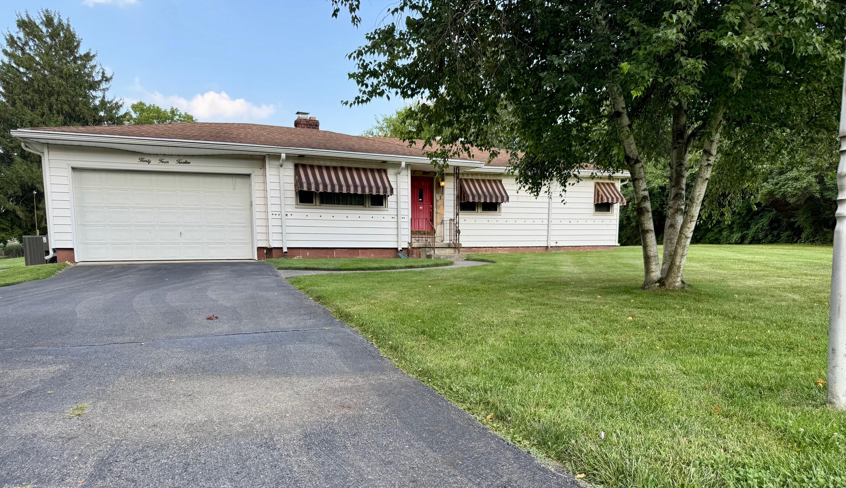 3412 Hedgely Road Springfield, OH 45506 - Photo 3 of 35