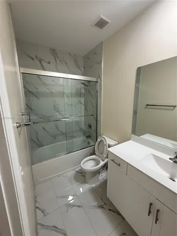 $3,350 | 11128 West 32nd Lane, Unit 11128, Hialeah, FL 33018