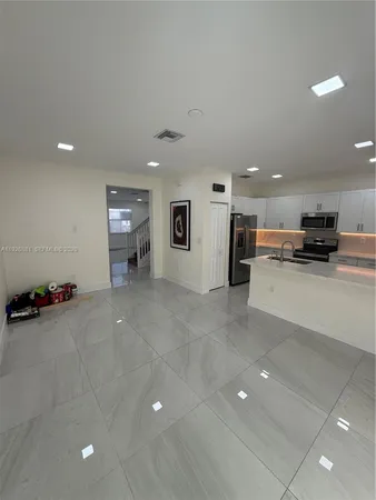 $3,350 | 11128 West 32nd Lane, Unit 11128, Hialeah, FL 33018