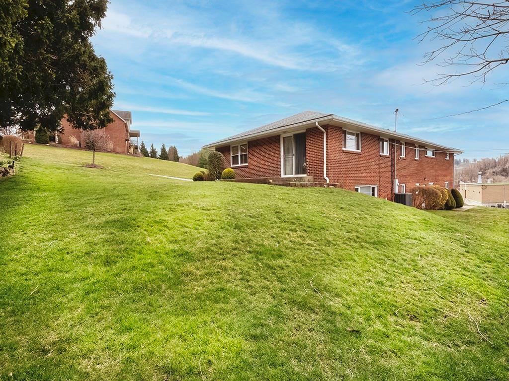 15 Munce Ridge Road Washington, PA 15301 - Photo 4 of 25 Gallery Image 4