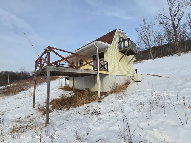 $210,000 | 483 Turnpike Street, Susquehanna, PA 18847