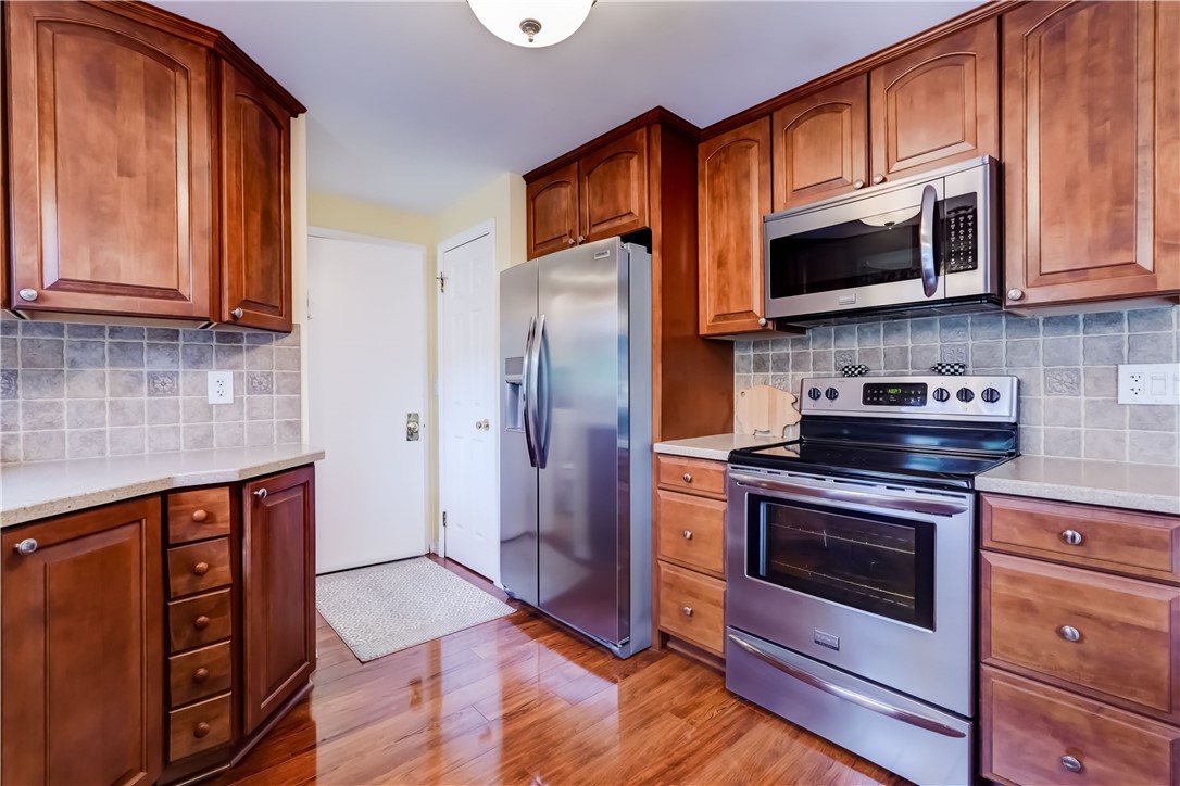 213 Quesada Drive Greece, NY 14616 - Photo 15 of 50