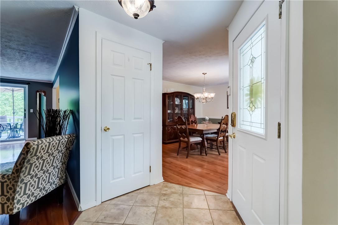 213 Quesada Drive Greece, NY 14616 - Photo 7 of 50