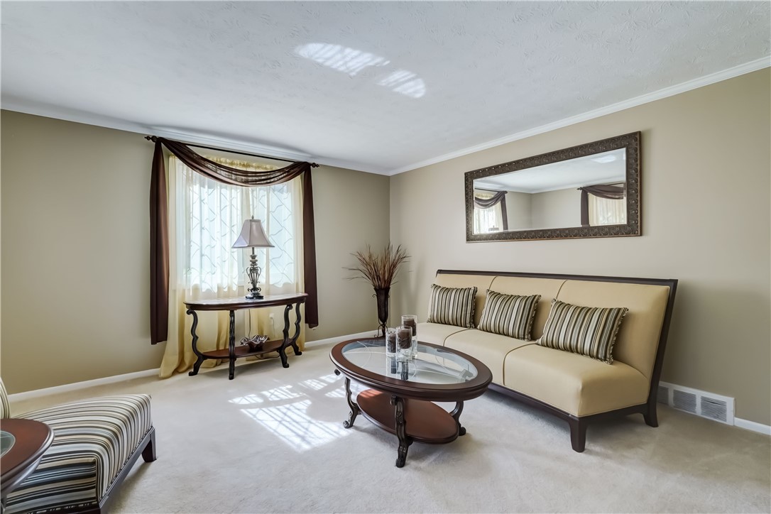 213 Quesada Drive Greece, NY 14616 - Photo 8 of 50