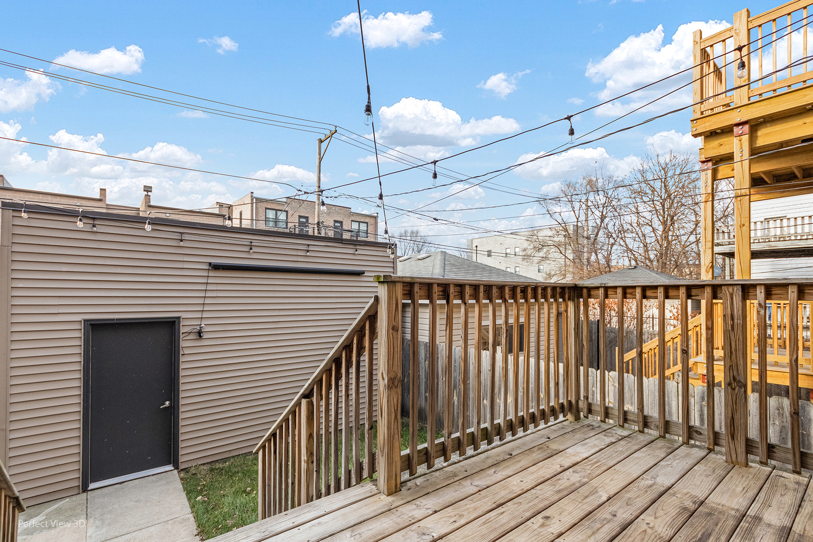 6418 South Greenwood Avenue Chicago, IL 60637 - Photo 27 of 33 a view of a balcony with a potted plant