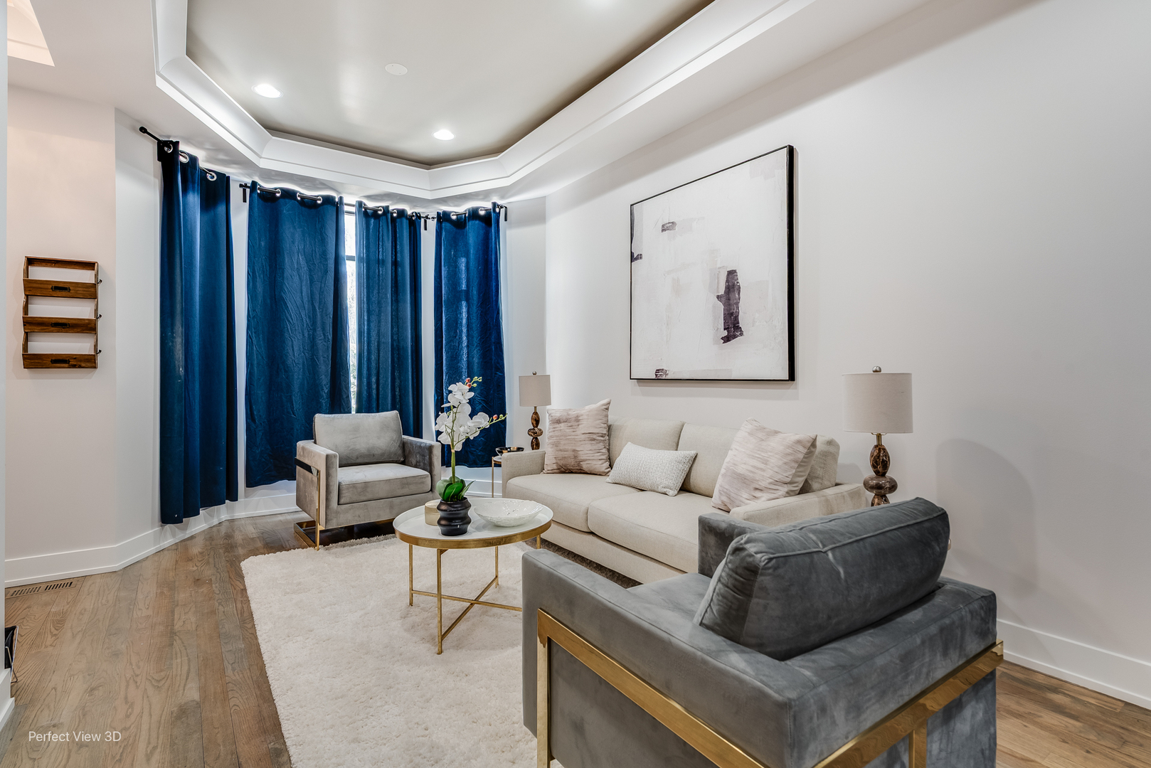 6418 South Greenwood Avenue Chicago, IL 60637 - Photo 6 of 33 a living room with furniture and a potted plant