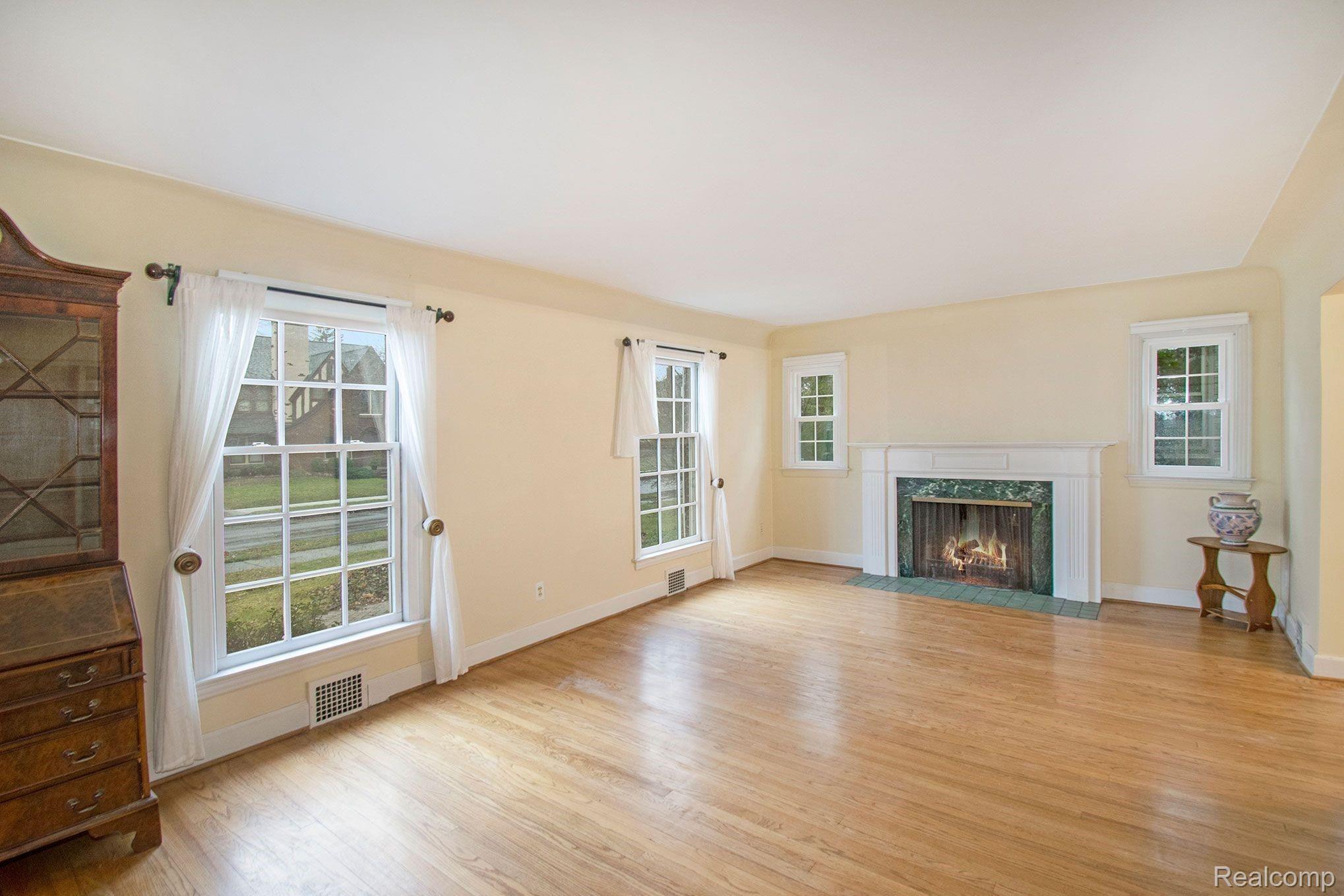1362 Harvard Road Grosse Pointe, MI 48230 - Photo 8 of 30 1362 Harvard- 1.13