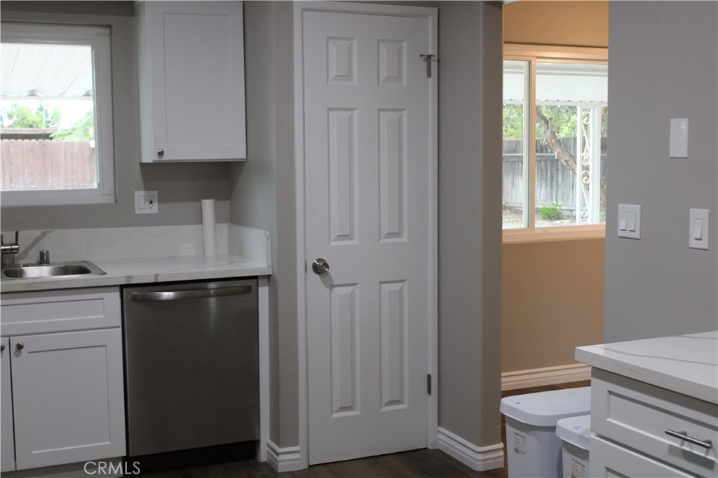 26231 Pine Valley Road Menifee, CA 92586 - Photo 5 of 17 Good sized pantry.