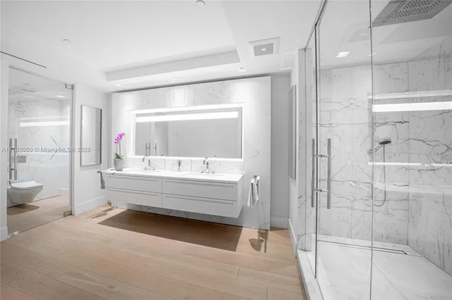 $21,900,000 | 7025 Fisher Island Drive, Unit 7025, Miami Beach, FL 33109