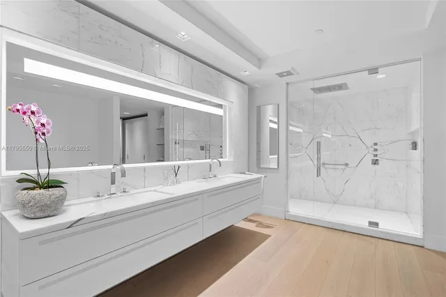 $21,900,000 | 7025 Fisher Island Drive, Unit 7025, Miami Beach, FL 33109