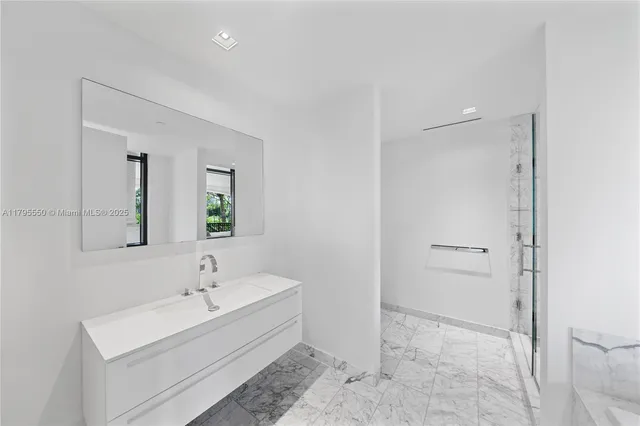 $21,900,000 | 7025 Fisher Island Drive, Unit 7025, Miami Beach, FL 33109