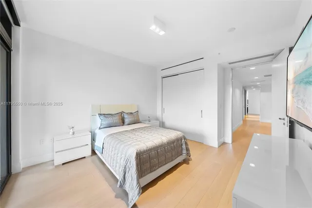 $21,900,000 | 7025 Fisher Island Drive, Unit 7025, Miami Beach, FL 33109