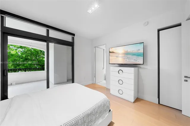 $21,900,000 | 7025 Fisher Island Drive, Unit 7025, Miami Beach, FL 33109