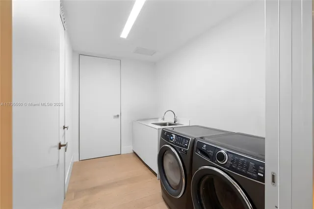 $21,900,000 | 7025 Fisher Island Drive, Unit 7025, Miami Beach, FL 33109